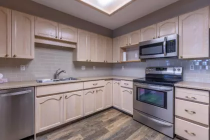 205 2491 Gladwin Road, Abbotsford, BC, Abbotsford — Apartment/Condo for sale