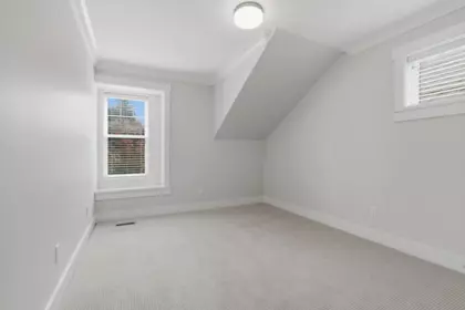 Entry Foyer Photo of 14713 32 Avenue, Surrey, BC