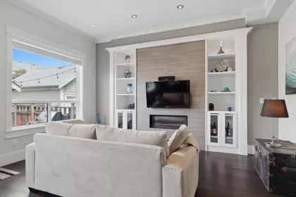 Kitchen Photo of 14713 32 Avenue, Surrey, BC