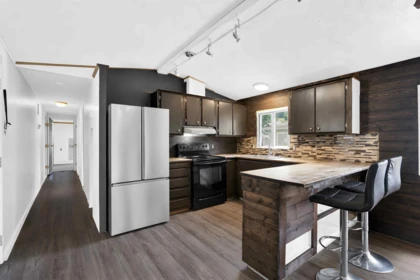 Kitchen Photo of 819 Britannia Way, Squamish, BC