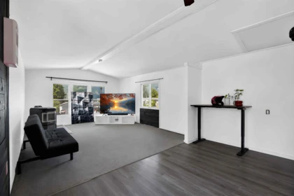 Living Room Photo of 819 Britannia Way, Squamish, BC