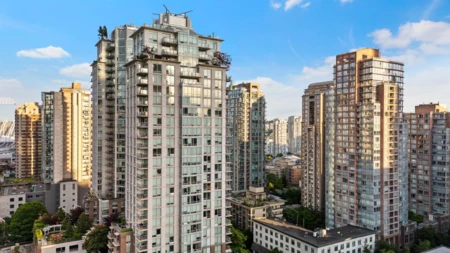 2504 565 Smithe Street, Vancouver, BC, Vancouver — Apartment/Condo for sale