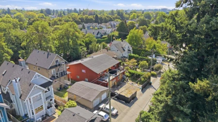 53 W 12th Avenue, Vancouver, BC, Vancouver — Half Duplex for sale
