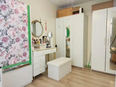 Primary Bedroom Photo of 805 14188 103a Avenue, Surrey, BC