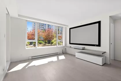 701 7888 Ackroyd Road, Richmond, BC, Richmond — Apartment/Condo for sale