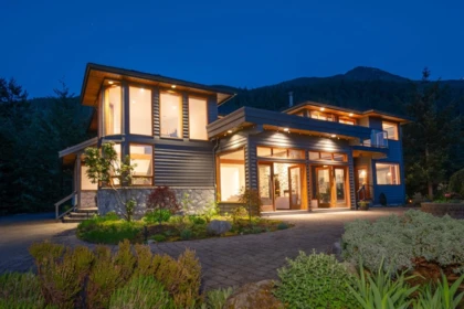 182 Furry Creek Drive, Furry Creek, BC, Furry Creek — Single Family Residence for sale