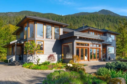 182 Furry Creek Drive, Furry Creek, BC, Furry Creek — Single Family Residence for sale