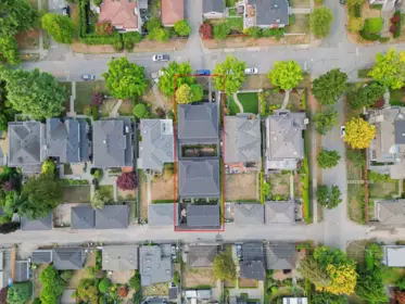 2 1958 W 60th Avenue, Vancouver, BC, Vancouver — Half Duplex for sale