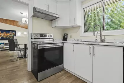 Kitchen Photo of 13025 238 Street, Maple Ridge, BC
