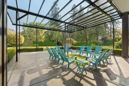 Garden / Landscaping Photo of 22998 74 Avenue, Langley, BC