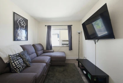 Garden / Landscaping Photo of 32328 Slocan Drive, Abbotsford, BC