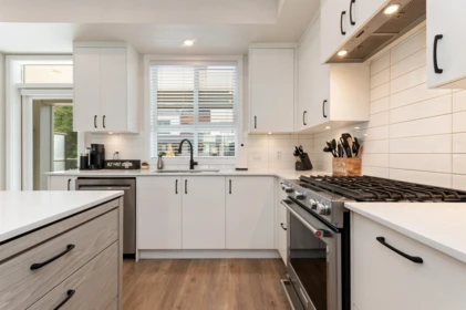 Kitchen Photo of 30 45500 Campus Drive, Chilliwack, BC