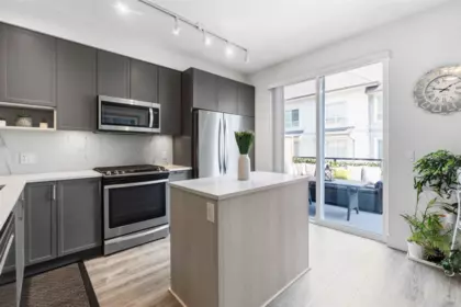 67 9718 161a Street, Surrey, BC, Surrey — Townhouse for sale