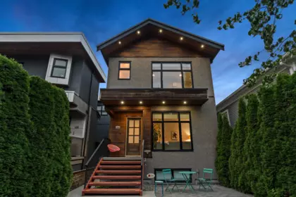 Exterior Rear Photo of 285 E 19th Avenue, Vancouver, BC