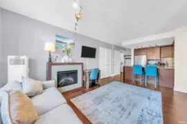 1301 158 W 13th Street, North Vancouver, BC
