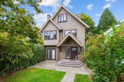 3488 W 3rd Avenue, Vancouver, BC, Vancouver — Half Duplex for sale