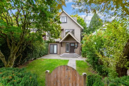 3488 W 3rd Avenue, Vancouver, BC, Vancouver — Half Duplex for sale