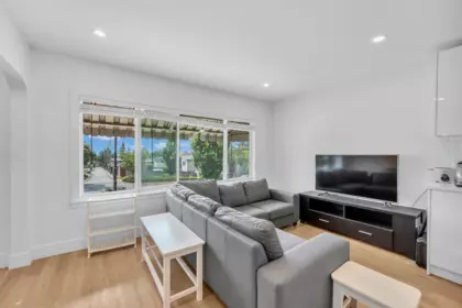 425 E 57th Avenue, Vancouver, BC, Vancouver — Single Family Residence for sale