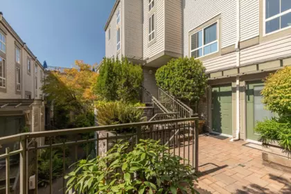 34 2375 W Broadway, Vancouver, BC, Vancouver — Townhouse for sale