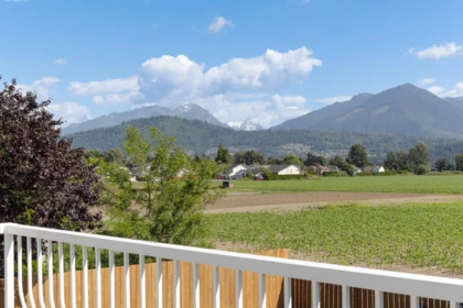 45170 Bluejay Avenue, Sardis, BC, Sardis — Single Family Residence for sale