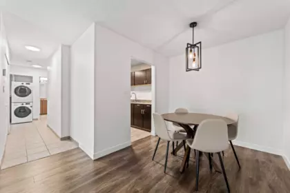 302 5800 Cooney Road, Richmond, BC, Richmond — Apartment/Condo for sale