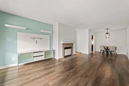 Kitchen Photo of 302 5800 Cooney Road, Richmond, BC