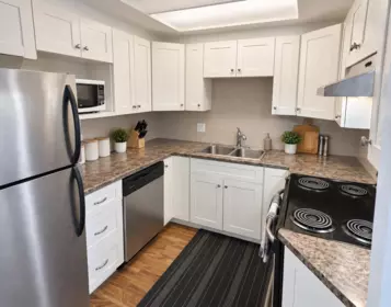 Kitchen Island Photo of 602 13353 108 Avenue, Surrey, BC
