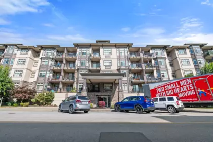 Exterior Rear Photo of 401 45893 Chesterfield Avenue, Chilliwack, BC