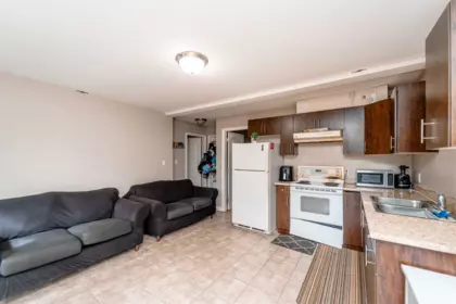 Swimming Pool Photo of 30580 Garnet Place, Abbotsford, BC