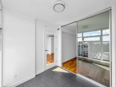 Family Room Photo of 1608 188 Keefer Street, Vancouver, BC