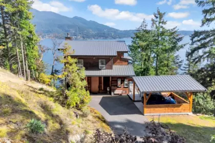 Community Amenities Photo (Clubhouse) of 687 Channelview Drive, Bowen Island, BC