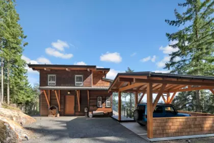 687 Channelview Drive, Bowen Island, BC, Bowen Island — Single Family Residence for sale