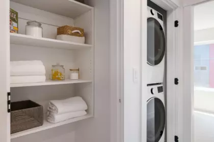 Laundry Room Photo of 15 10660 127a Street, Surrey, BC