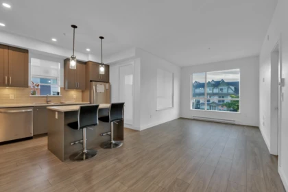 Dining Area Photo of 214 18811 72 Avenue, Surrey, BC