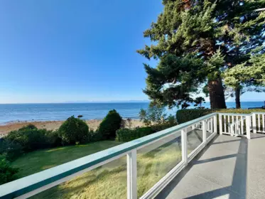 Hot Tub / Spa Photo of 3199 Beach Avenue, Roberts Creek, BC