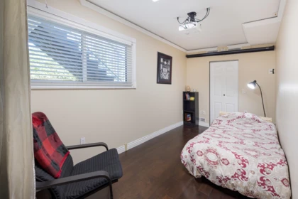Laundry Room Photo of 781 Pinemont Avenue, Port Coquitlam, BC