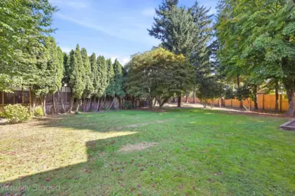 Garden / Landscaping Photo of 10128 Shamrock Drive, Chilliwack, BC