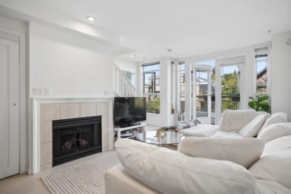 203 2190 W 5th Avenue, Vancouver, BC, Vancouver — Townhouse for sale