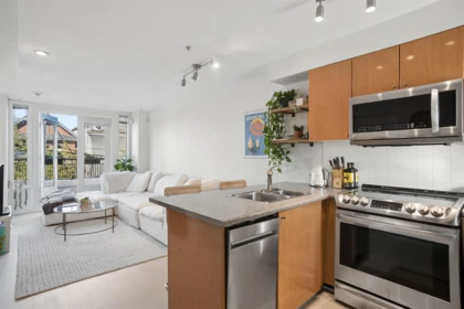 Kitchen Photo of 203 2190 W 5th Avenue, Vancouver, BC