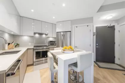 413 3588 Sawmill Crescent, Vancouver, BC, Vancouver — Apartment/Condo for sale