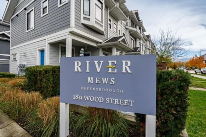 Backyard Photo of 4 189 Wood Street, New Westminster, BC