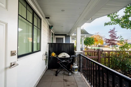 Hot Tub / Spa Photo of 4 189 Wood Street, New Westminster, BC