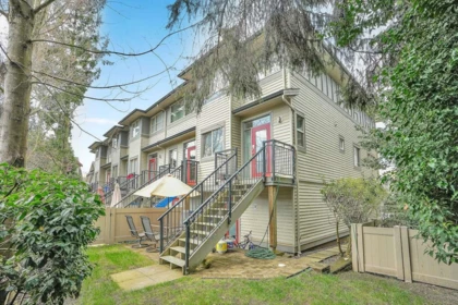 Garden / Landscaping Photo of 7 6033 168 Street, Surrey, BC