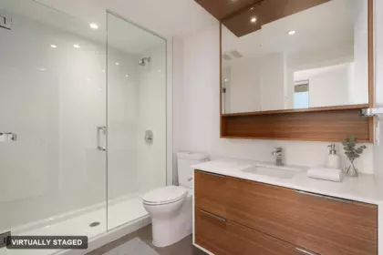 Mudroom Photo of 1408 1661 Quebec Street, Vancouver, BC