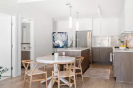 205 615 E 3rd Street, North Vancouver, BC