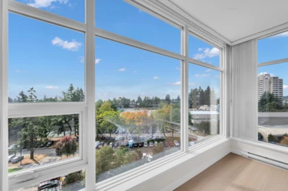Guest Bathroom Photo of 908 4880 Bennett Street, Burnaby, BC