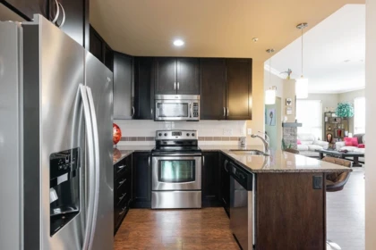 Dining Area Photo of 203 3192 Gladwin Road, Abbotsford, BC