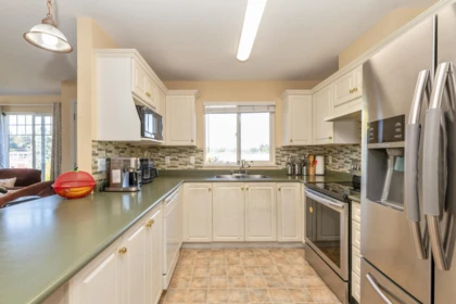 Family Room Photo of 303 2350 Westerly Street, Abbotsford, BC