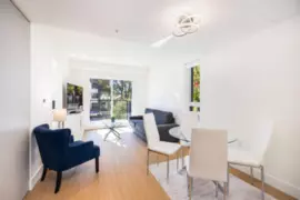 204 2235 E Broadway Street, Vancouver, BC