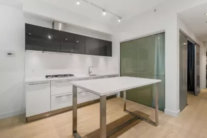 134 E 1st Avenue, Vancouver, BC, Vancouver — Apartment/Condo for sale